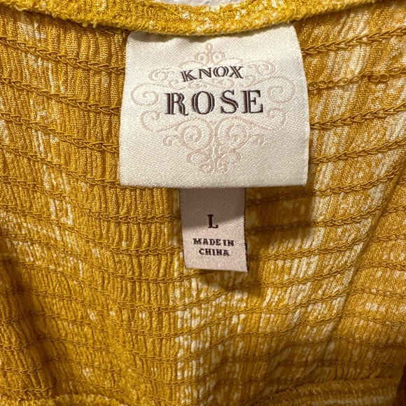 Golden yellow sundress w/ button front and pocket. Gently worn, good condition - Picture 3 of 4